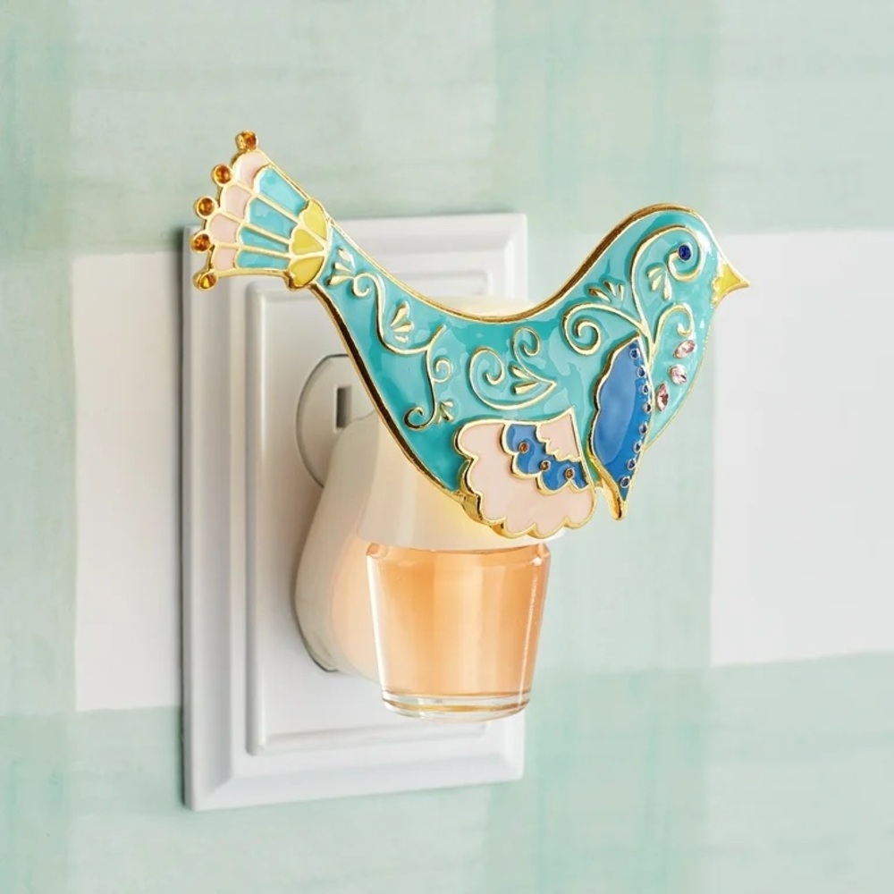 Last One! 🌸 New The Pioneer Woman Fragrance Oil Diffuser, Maize Bird, Plug-in